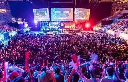 称是年轻选 称是年轻选