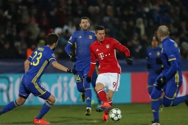 通过数据分 通过数据分